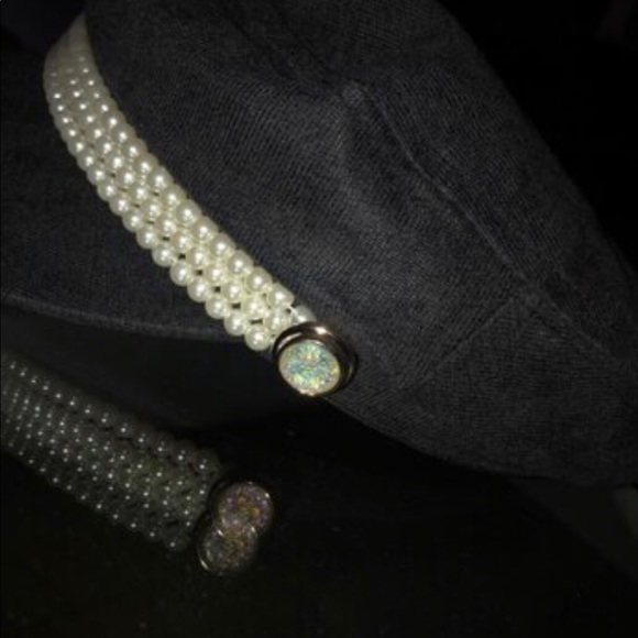 😚Super Cute! Pearl beaded baker boy hat 🥰 - Picture 6 of 6